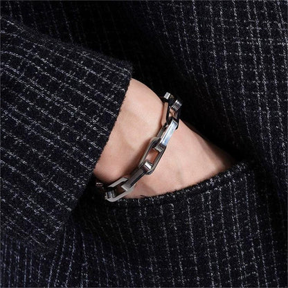 Lóna Ferhyrnd Títanstálkeðja